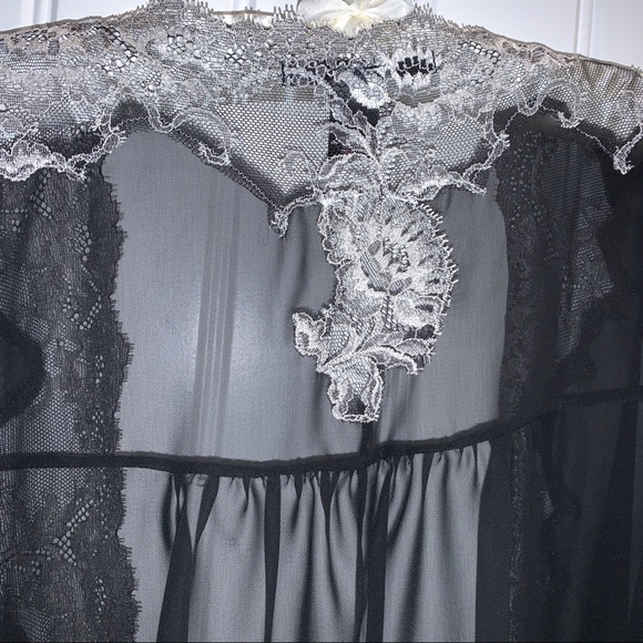 One Size Victoria's Secret Lace Trim Robe White Black Sheer Rare - Picture 9 of 12